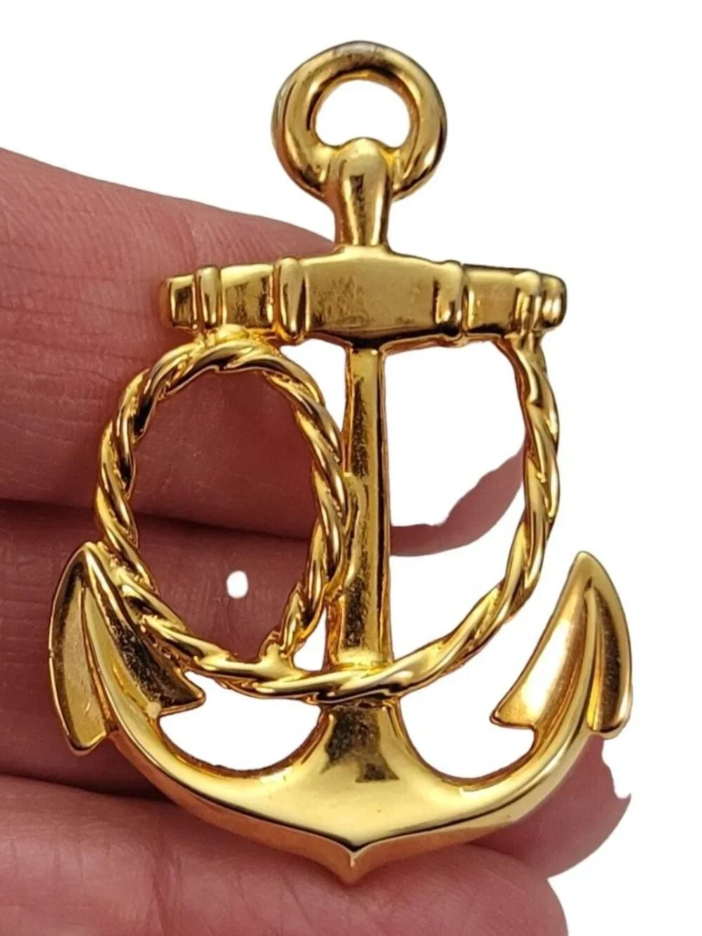 Carolee gold tone